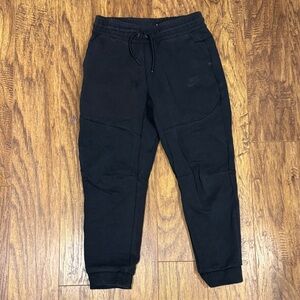 Nike Tech Joggers